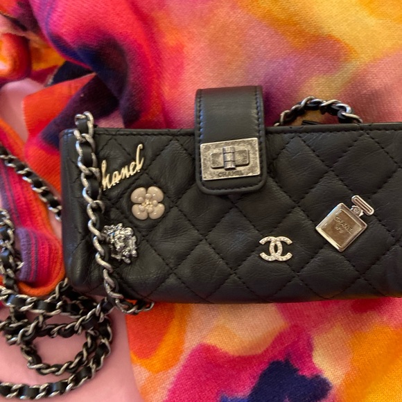 Chanel reissued phone case on chain - Picture 2 of 5